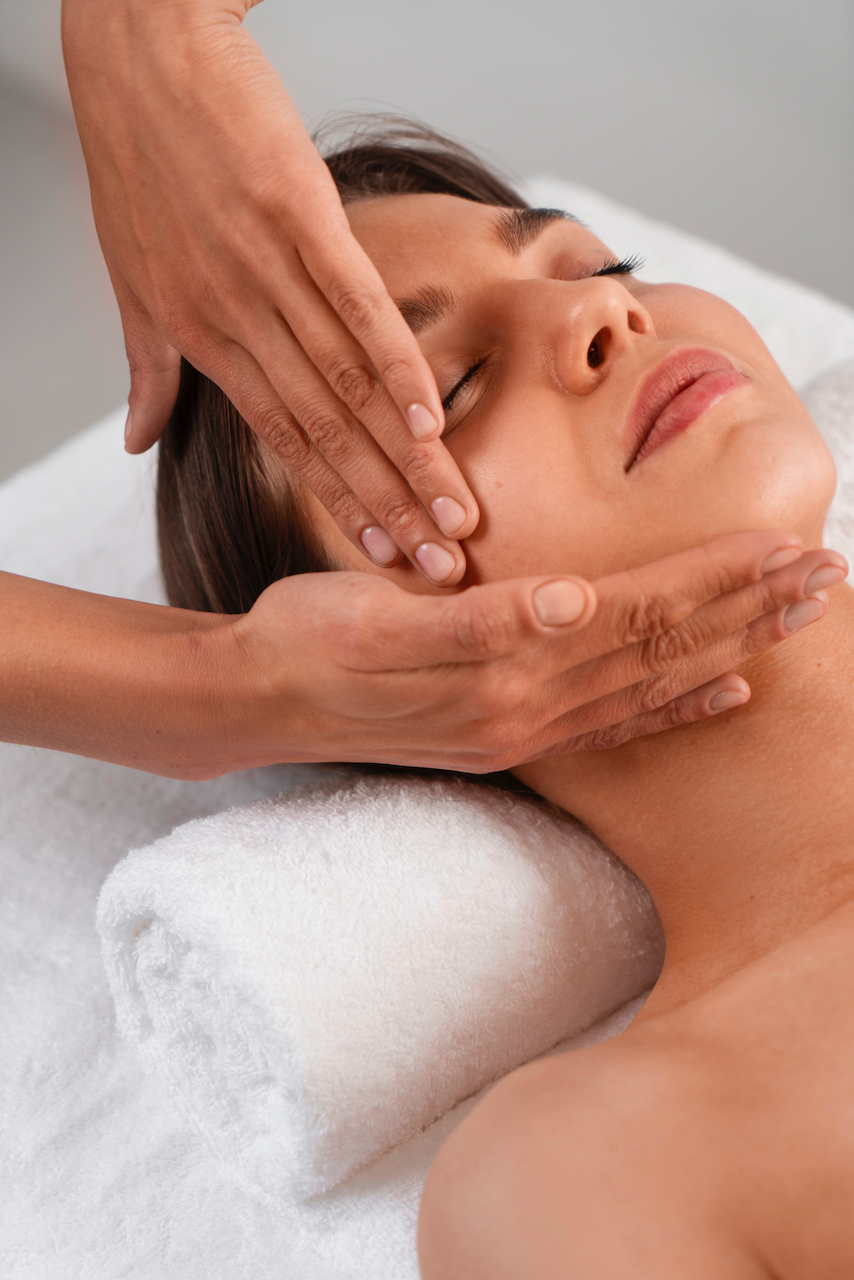 Facials.png